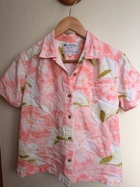 Columbia Pink and White Floral Camp Shirt